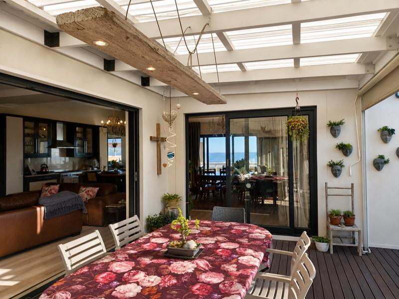 6 Bedroom Property for Sale in Pearl Bay Western Cape
